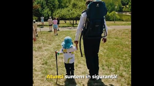 VIDEO Nicușor Dan, imagini inedite dintr-o drumeție, împreună cu copiii săi