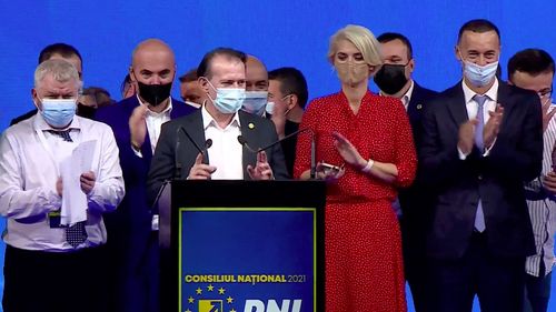 VIDEO Cîțu a declarat „închise” lucrările Congresului PNL și și-a prezentat oficial „echipa câștigătoare”