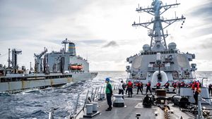 Rusia "a amenințat să lovească" o navă americană în Marea Japoniei, pentru că i-a încălcat apele teritoriale. Statele Unite resping acuzațiile