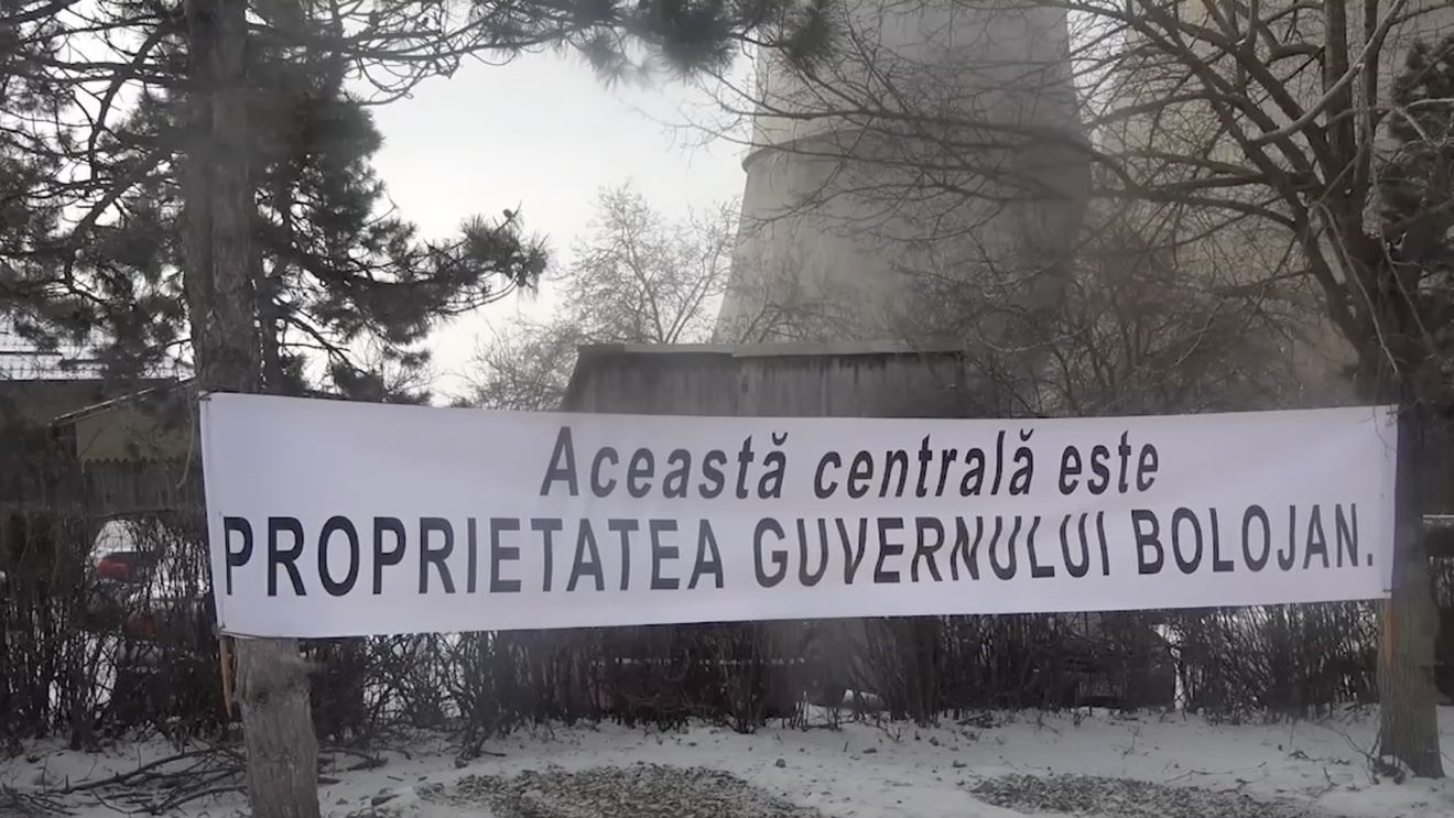 Olguța Vasilescu îi reproșează lui Bolojan că i-a sabotat soluția pentru termoficarea Craiovei. Îi reamintește premierului că Termocentrale Craiova nu aparține Primăriei și că Guvernul, nu municipalitatea, a fost parte din contractul care viza investiția pierdută din fonduri europene