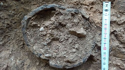 Mormânt vechi de cel puţin 2.500 de ani, descoperit de arheologi la Dobreni