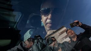 Dan Diaconescu e liber / Instanța i-a revocat controlul judiciar