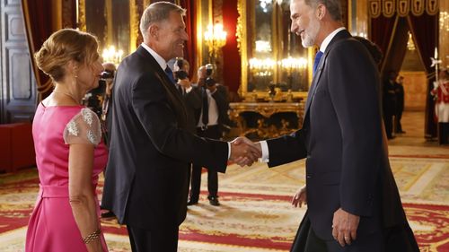 Klaus Iohannis, la dineul de gală oferit de Regele Felipe al VI-lea șefilor de state care participă la Summitul NATO