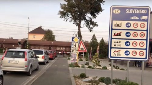 Slovacia va menţine până în 22 ianuarie controalele temporare la frontiera cu Ungaria