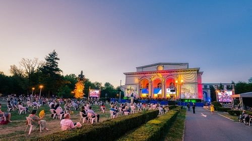 Promenada Operei începe, vineri, în București; 10 ore de muzică şi activităţi artistice. Intrarea este liberă