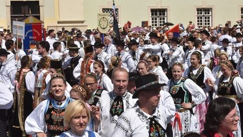 Populația germană scade sub 1%, pentru prima oară în județul Sibiu / Deputatul minorității germane: ”Uitați-vă ce bătălie e pentru școlile de limbă germană. Asta ne interesează de fapt”