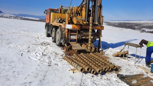 În ce condiții poate fi inclusă A8, Autostrada Unirii, în PNRR pentru a beneficia de fonduri europene / Comisia Europeană: Programarea este importantă, punerea în aplicare a investiției trebuie finalizată până în luna august 2026