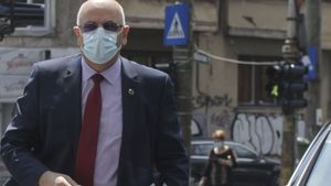 AUR solicită începerea urmăririi penale împotriva lui Raed Arafat, pe care îl consideră „principalul responsabil moral pentru toate tragediile din ultimii ani petrecute în spitalele din țară”