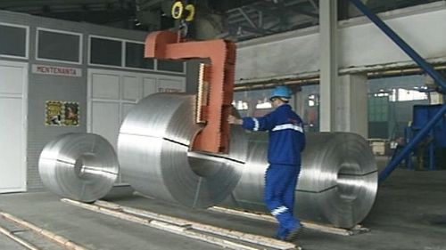 Olt: Sindicatul Liber Aluministul din cadrul Alro Slatina solicită Guvernului să aplice imediat prevederile Ordonanţei referitoare la schema de ajutor de stat pentru sprijinirea marilor consumatori industriali de energie