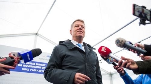 Klaus Iohannis explică de ce Dăncilă n-a fost invitată la Sibiu: Nu sunt prevăzute evenimente strict protocolare, la care lumea ar sta şi ar pierde vremea/ Cine doreşte să participe la partea de distracţie este invitat la concert în Piaţa Mare