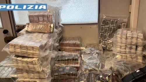 190 kg de hașiș confiscate lângă Milano, în garajul unui român  / Bărbatul de 38 de ani și un italian de 24 de ani au fost arestați