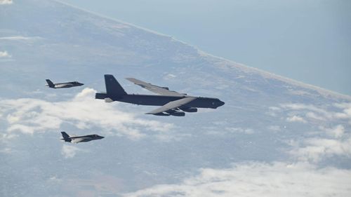 UPDATE "Rafale de rachete" israeliene au lovit simultan aeroporturile siriene din Damasc și Alep, pentru prima oară de la atacul teroriștilor Hamas / Ambele aeroporturi au fost scoase din funcțiune