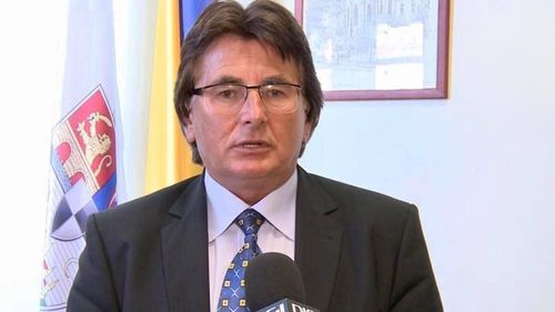 Timișoara: măștile și mănușile sunt obligatorii, începând de mâine, în magazine, mijloace de transport în comun și în spații închise din instituții