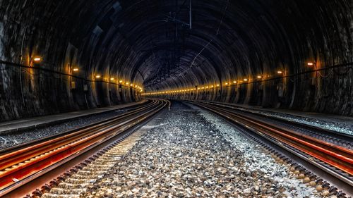 Tunel istoric creat sub Alpi pentru a conecta Italia și Austria / Acesta urmează să fie inaugurat în 2032, cu aproximativ 16 ani întârziere față de termenul prevăzut
