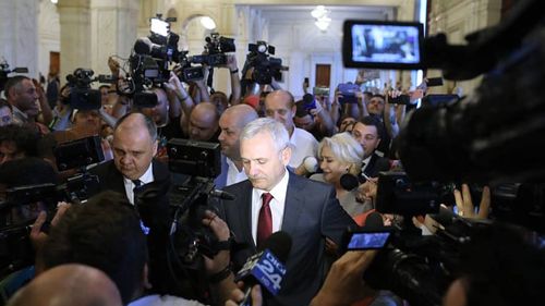 USR cere sancționarea parlamentarilor PSD care au lovit jurnaliștii