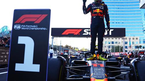 Sergio Perez a câştigat Marele Premiu de Formula 1 al Azerbaidjanului / Max Verstappen rămâne lider al clasamentului general al piloţilor, cu un avans de opt puncte