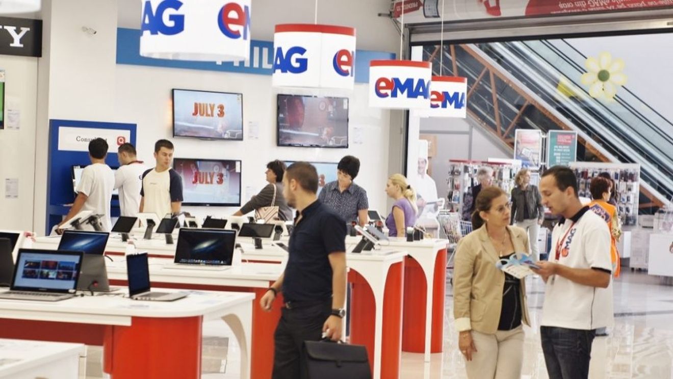 Site-ul eMAG, care susține avalanșa de utilizatori de Black Friday, a picat pentru scurt timp. Explicația companiei