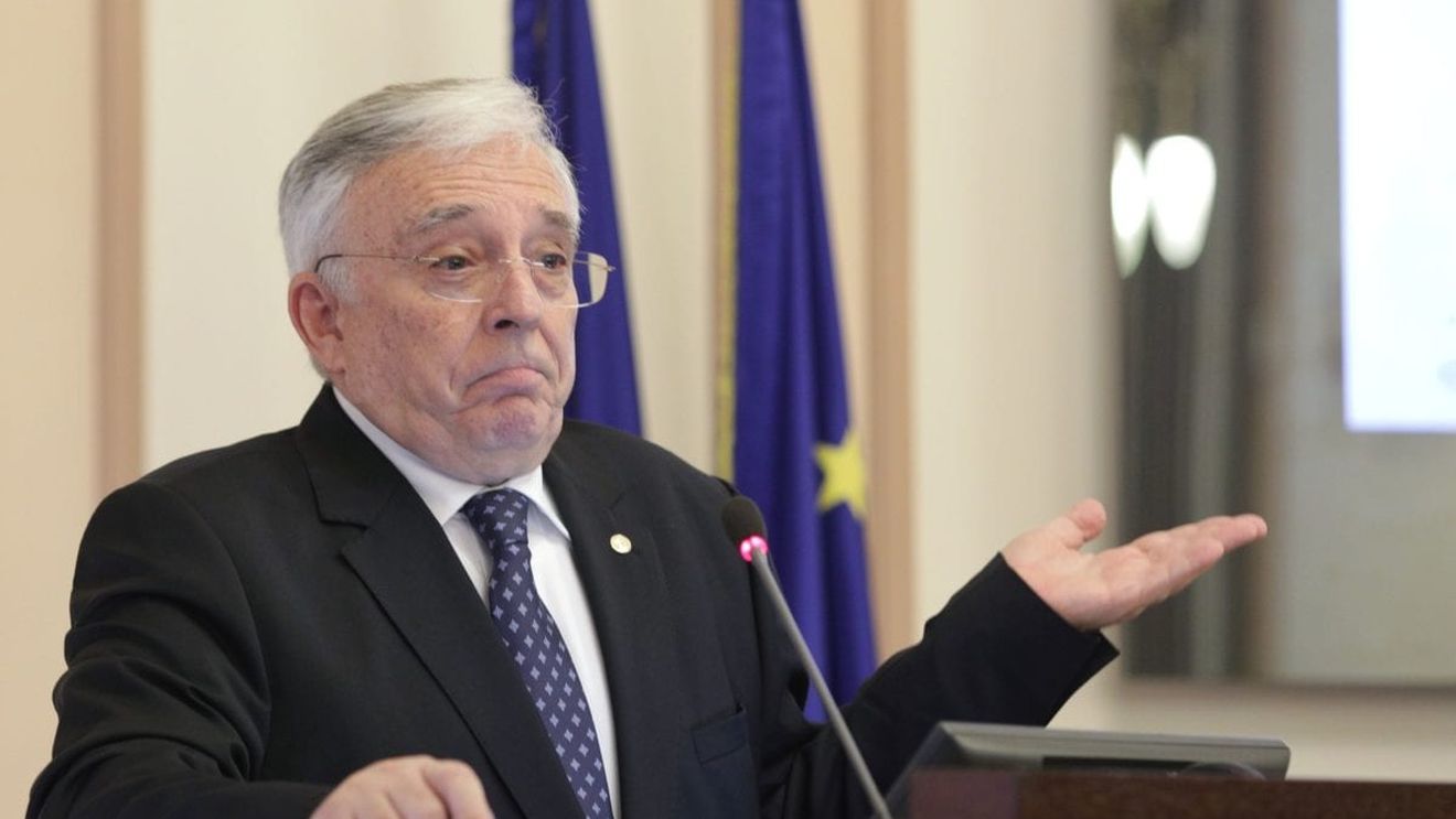 Procesul în care CNSAS l-a reclamat pe Mugur Isărescu că a colaborat cu Securitatea începe pe 18 septembrie