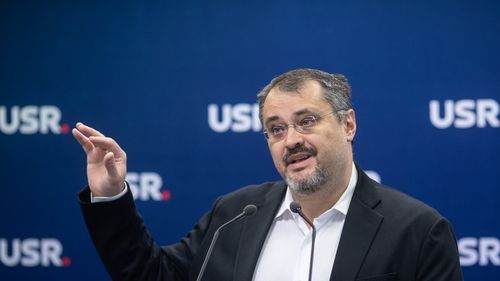 Ghinea, fost ministru în guvern tehnocrat, despre varianta Tomac premier cu miniștri tehnocrați: ”Dacă PNL și USR votează formula asta, PSD va avea puterea, iar Bolojan și USR vor avea lăturile. Și au tunurile media să facă exact asta”
