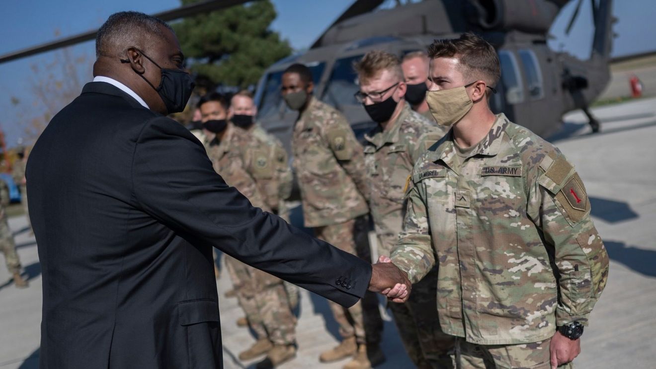 SUA fac un grup consultativ de apărare a Ucrainei: Șeful Pentagonului vine marți la Baza Ramstein din Germania/ Teme de discuție: Evaluarea ofensivei rusești din estul Ucrainei și flux continuu de asistență pentru securitate