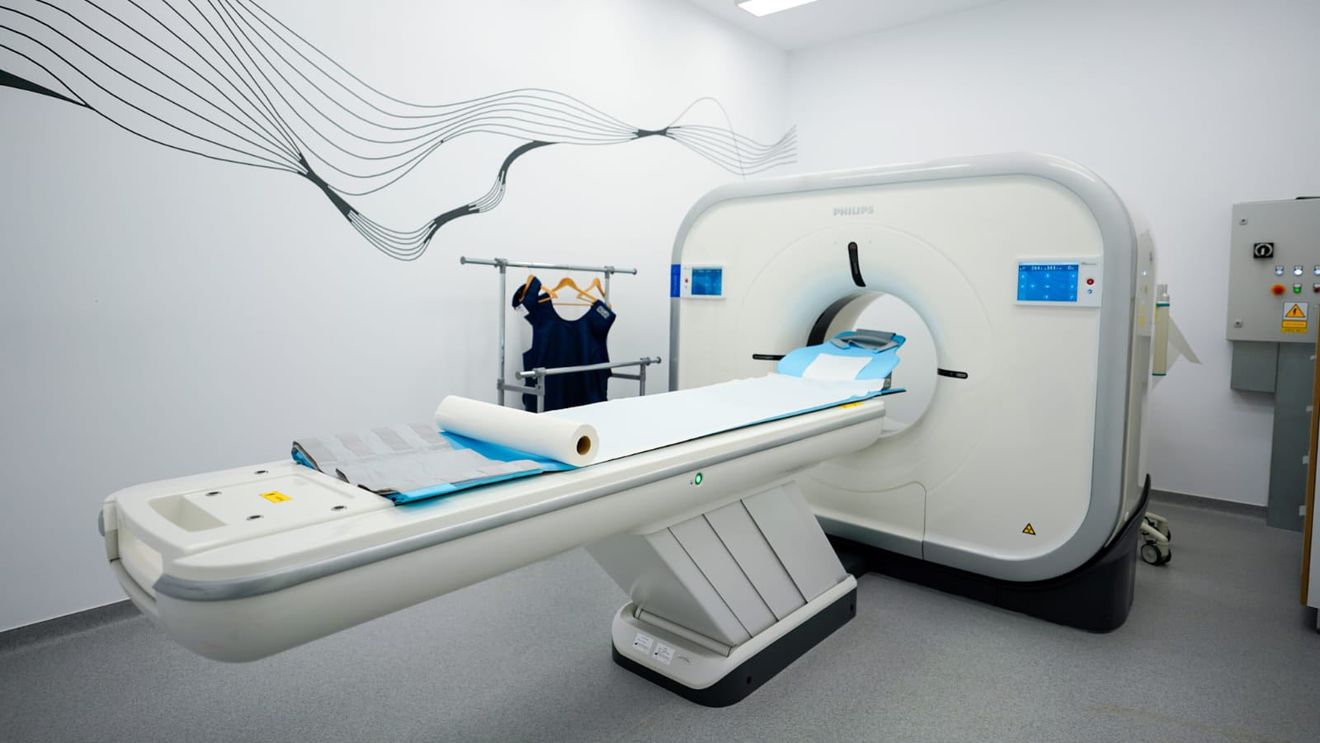 Reacție oficială după dezvăluirile G4Media.ro despre medicii radiologi de la stat care își vând parafele la spitale private / Casa Națională de Asigurări de Sănătate anunță reformarea sistemului de sănătate: ”Situațiile descrise reprezintă practici grave”