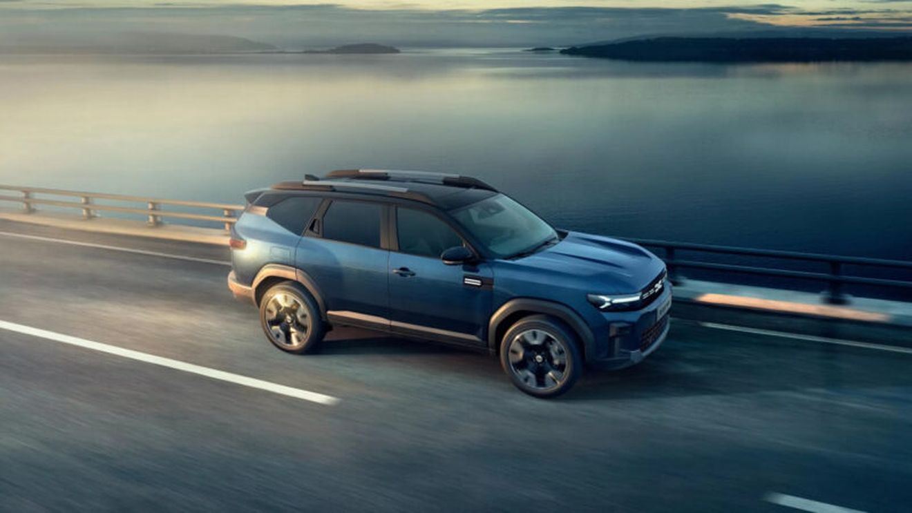 APIA: Vehiculele electrificate au depășit 55% din înmatriculările de autoturisme în România, în 2025