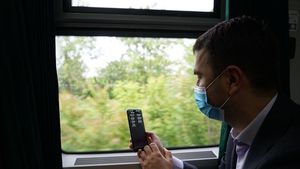 12 perechi de trenuri InterRegio vor circula pe ruta București-Constanța în timpul verii, alături de 7 perechi de trenuri de la operatorii privați / Cel mai rapid tren ajunge în 2 ore la mare
