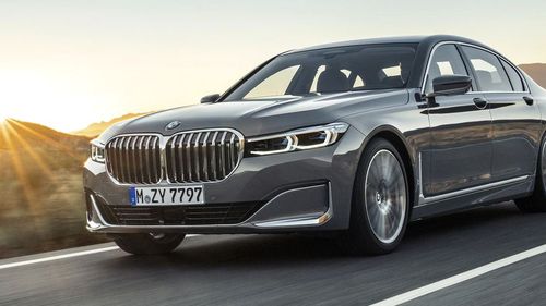 Beijingul propune reducerea taxelor sale pentru vehiculele germane cu motoare mari / China încearcă să oprească taxele vamale europene pentru vehiculele sale electrice