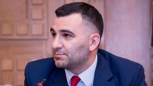 Un deputat PNL a depus o iniţiativă legislativă privind revenirea la completurile de doi judecători pentru apeluri