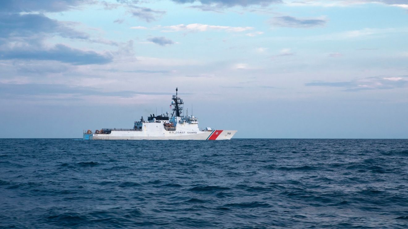 Marina americană a detectat o implozie duminică şi a transmis informaţii celor implicaţi în operaţiunile de căutare a submersibilului Titan