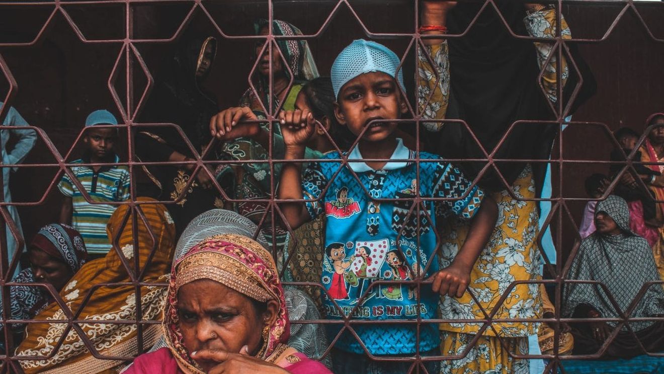 Gallup: Oamenii din întreaga lume sunt mai triști, mai nervoși și mai temători decât oricând