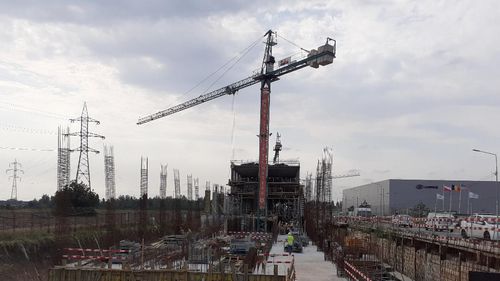 Staţia de metrou Tudor Arghezi de pe Magistrala M2 Berceni – Pipera va fi deschisă în prima parte a anului 2023. Lucrările au ajuns la 30% şi au un avans de 50 de zile față de grafic