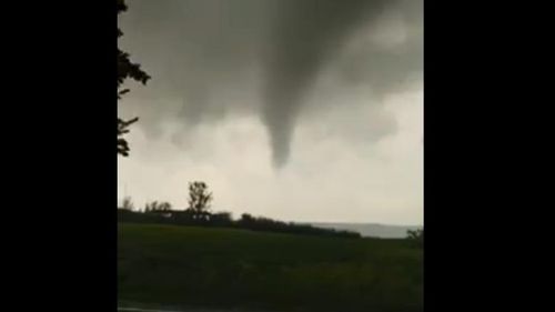 VIDEO Tornadă în județul Botoșani / În ultimii zece ani au fost raportate peste o sută de tornade în România
