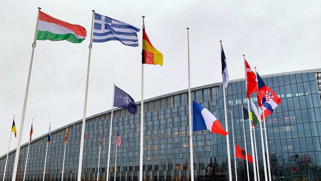 NATO începe cel mai mare exerciţiu anual al său de apărare cibernetică, denumit „Cyber Coalition 21”