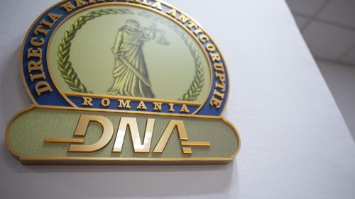 DNA comunică oficial că Dumitru Buzatu a fost reținut pentru 24 de ore pentru luare de mită / Cererea privind arestul preventiv se judecă la Tribunalul Vaslui