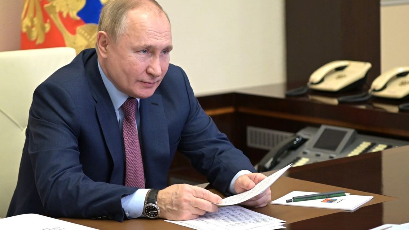 Putin i-a spus lui Macron că războiul din Ucraina va continua „fără niciun compromis”