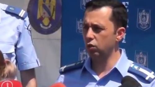 Jandarmeria anunță că a aplicat 15 sancțiuni în valoare de 7000 de lei protestatarilor anti-mască din Piața Victoriei și au amendat o persoană care ridica o dronă