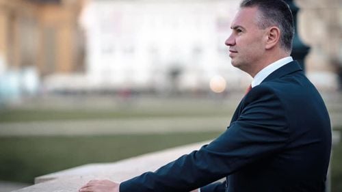 Premieră în Parlament: deputatul PNL Ben-Oni Ardelean cere să-i fie modificat un vot pe motiv că ar fi fost înregistrat greșit