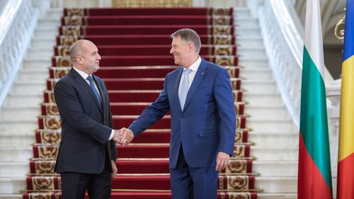 VIDEO Președinții Klaus Iohannis și Rumen Radev, mesaj de impulsionare pentru deblocarea coridorului vertical de gaze / Consolidarea flancului estic al NATO și aderarea României și Bulgariei la Schengen, subiecte principale