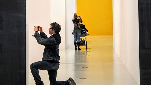 Două tablouri de Renoir şi Sisley, restituite moştenitorilor unui galerist evreu, vor fi vândute la Paris
