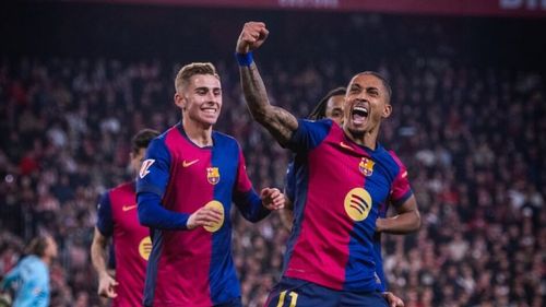 Barcelona câștigă cu 4-1 la Sevilla și relansează lupta în trei pentru titlu în LaLiga
