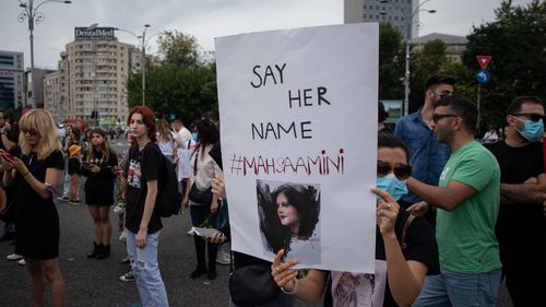 Continuă manifestațiile în Iran. Studenți de la mai multe universităţi au ieșit în stradă pentru a protesta faţă de represaliile poliţiei