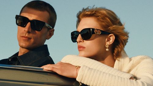 Ochelari de soare pentru bărbați – cum să alegi perechea perfectă pentru stil și protecție solară?