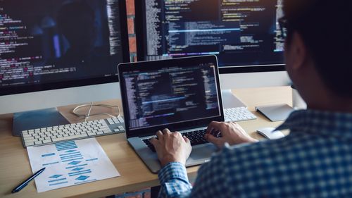 Analiza industriei de software: Piața IT din România a ajuns la 9 miliarde de euro și ar putea trece de 12 miliarde în următorii doi ani/ Sectorul crește de trei ori mai rapid decât media națională