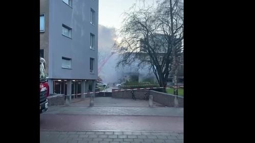 BREAKING Un bloc de apartamente din Haga s-a prăbuşit parţial după o explozie / Pompierii caută oameni sub dărâmături / Nu este cunoscută cauza