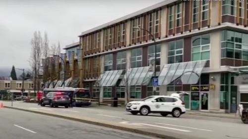 VIDEO Canada: Atac cu armă albă într-un cartier din Vancouver. O femeie a fost ucisă și alte cinci persoane au fost grav rănite