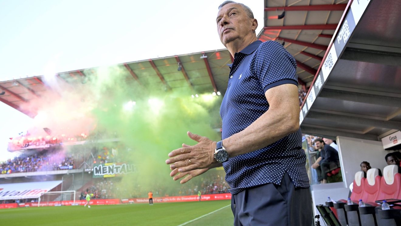 Mircea Rednic, dat afară de la Standard Liege - A rezistat doar cinci meciuri