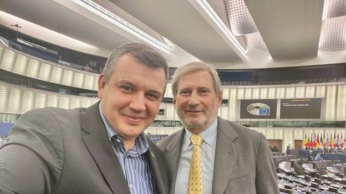 Eurodeputatul Eugen Tomac, despre Comisarul pentru Buget și Administrație, Johannes Hahn: Mi-a comunicat direct că este alături de prietenii din Republica Moldova