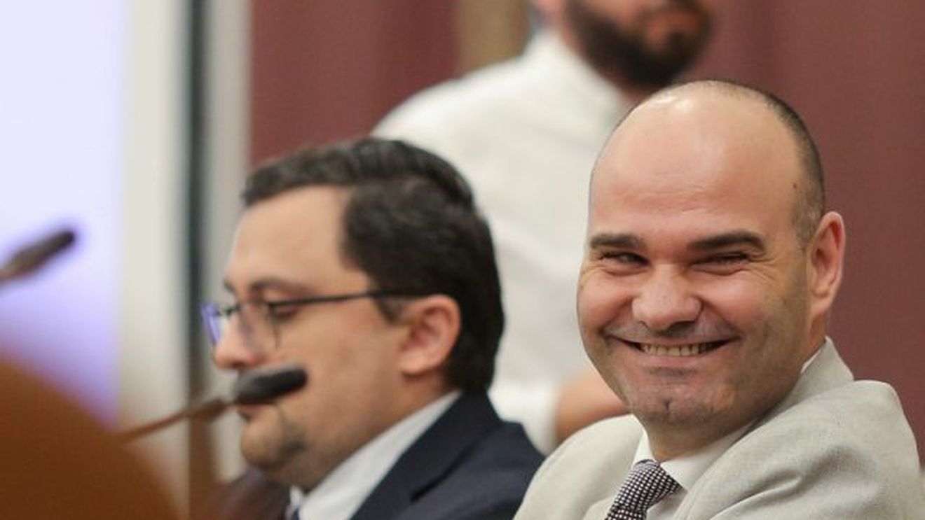 Constantin Mitulețu Buică a demisionat de formă de la șefia AEP, după dezvăluirea că și-a angajat cumnata în cadrul instituției / Conform Monitorului Oficial, Buică a fost repus în funcția de Secretar General al AEP