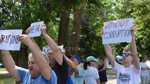 VIDEO Viorica Dăncilă, huiduită de 20 de persoane la Constanța în prezența premierului Estoniei